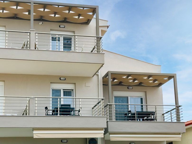 The Maisonette Modern family-friendly maisonette in Nikiti, Chalkidiki, Greece, offering comfortable accommodation close to the beach and local attractions